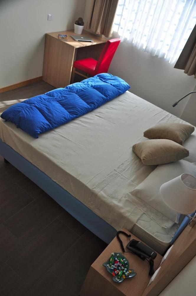 Hotel 325 Tor Vergata Рим Экстерьер фото