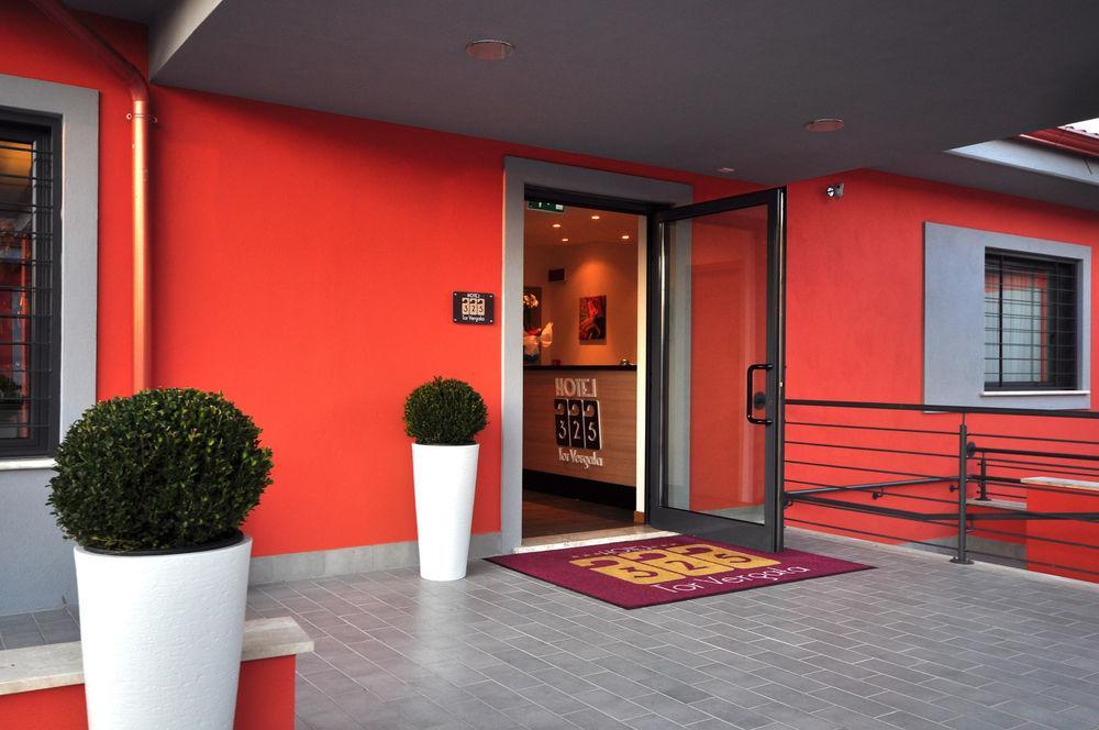 Hotel 325 Tor Vergata Рим Экстерьер фото